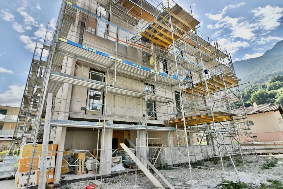 Saxon - Superbe 3.5 pces avec jardin privatif de 250 m2.