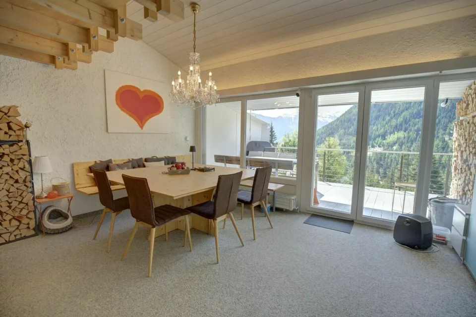 Magnifique chalet mitoyen rénové à Champex-Lac !
