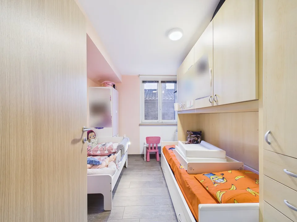 AMPIA CASA MODERNA CON TERRAZZA E UNITA' INDIPENDENTE – Foto 8 von 28