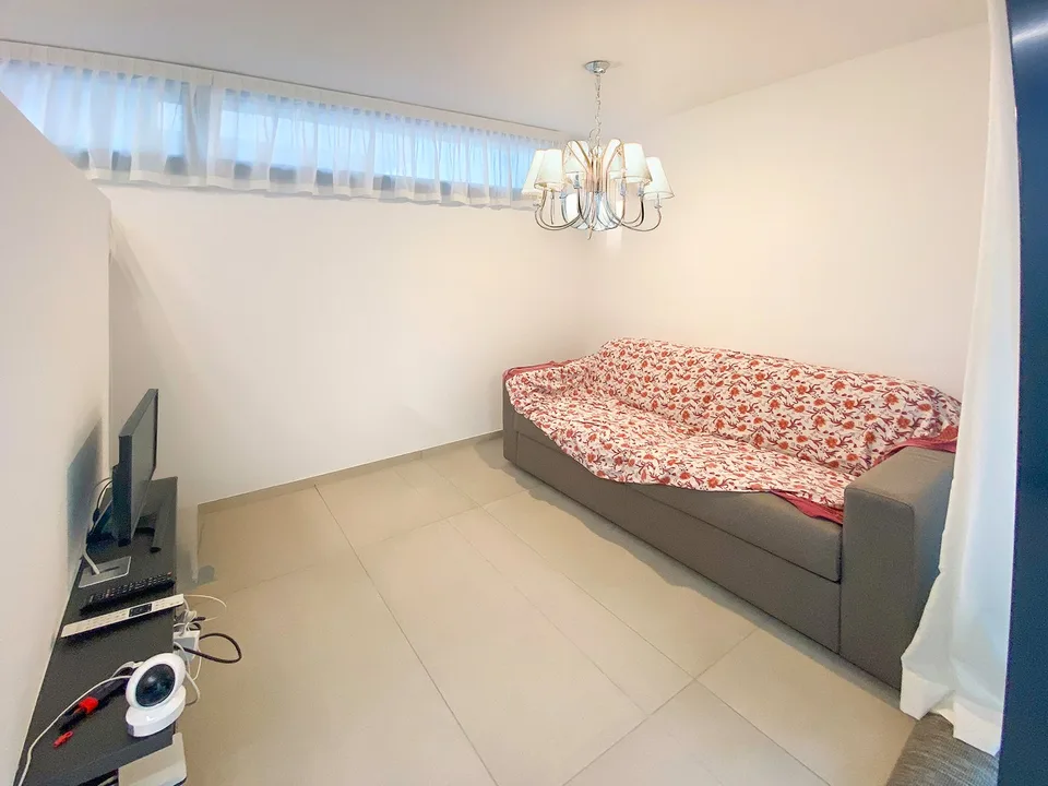 Appartement moderne d'une pièce avec balcon dans un emplacement stratégique à Locarno – photo 6 sur 14