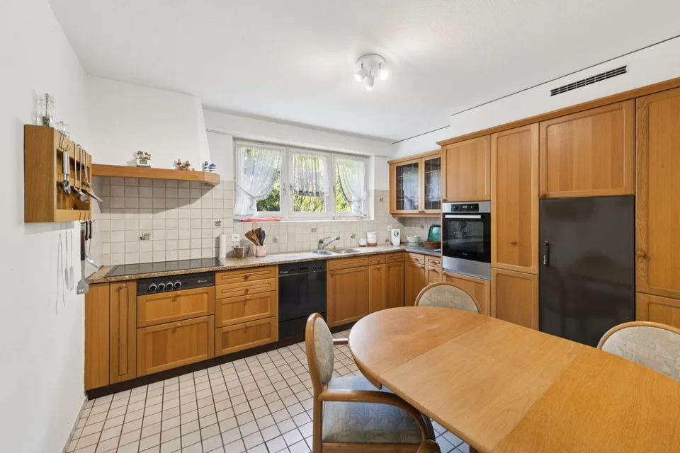 Idylle familiale dans un emplacement optimal avec vue sur le verdoyant
