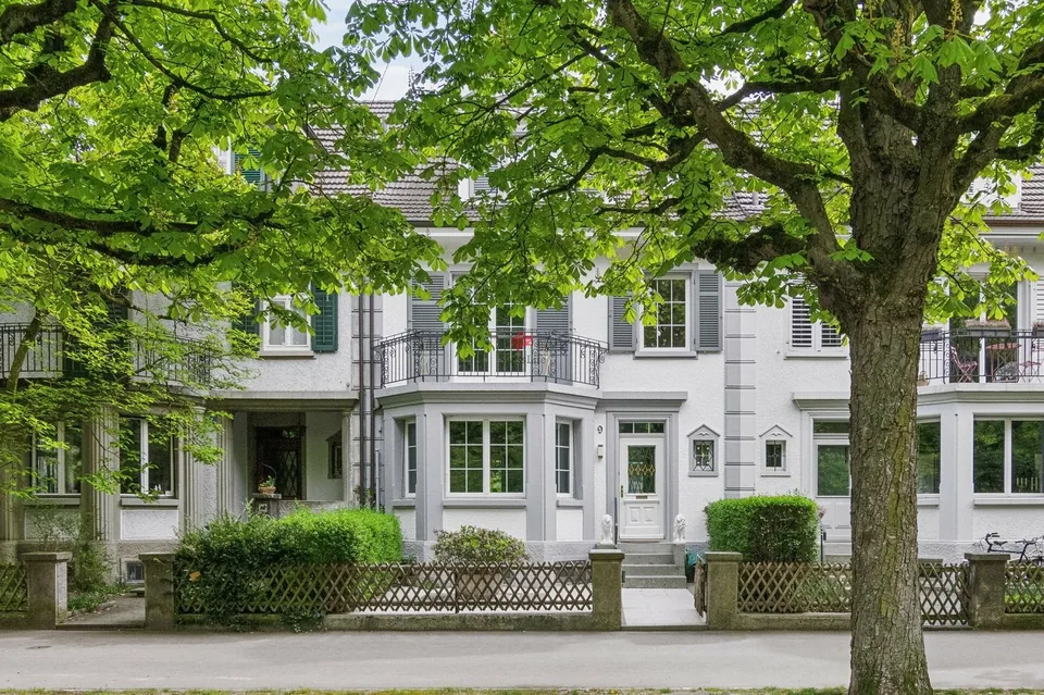 Stilvolles Stadthaus mit Wohnrecht des Eigentümers