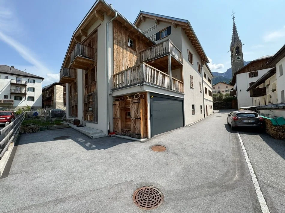 Exklusive, einzigartige 4.5-Zimmer-Erstwohnung in Sent. – Foto 6 von 12