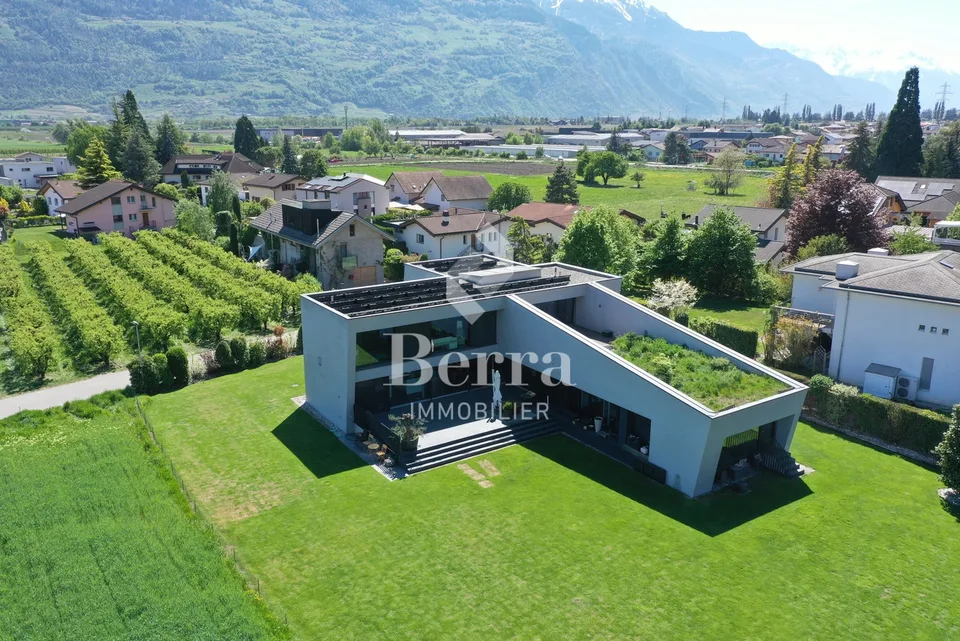 Villa d'architecte contemporaine d'exception - 300 m² habitables sur parcelle de 2'388 m²