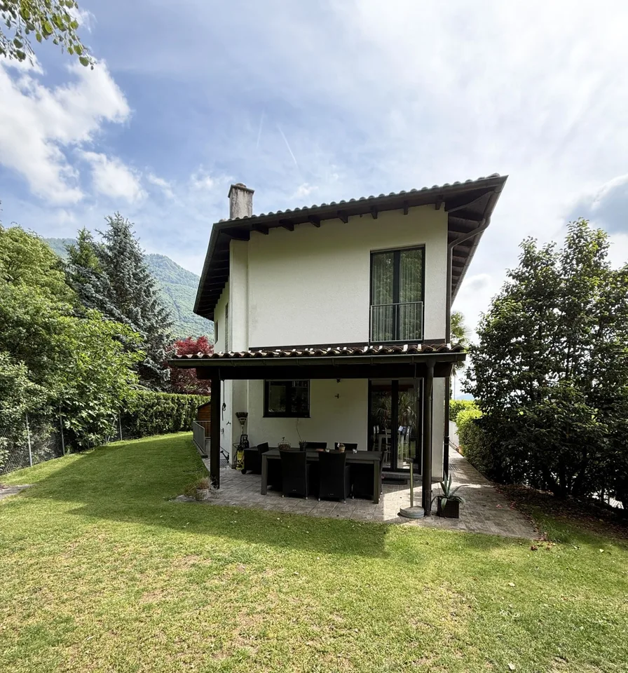 Schönes eigenständiges Haus in Cadro