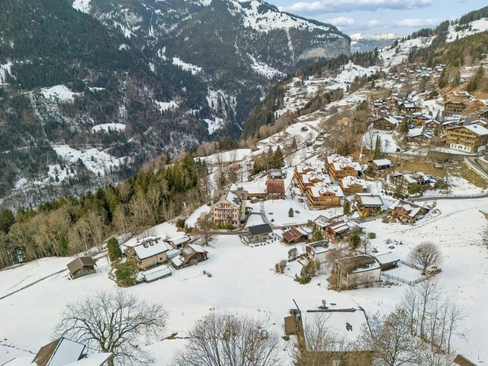 Grosszügige Baulandparzelle an sehr guter Lage in Wengen