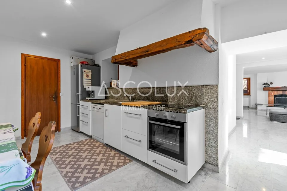 Renovierungsbedürftiges Zweifamilienhaus mit Garten – Foto 14 von 18