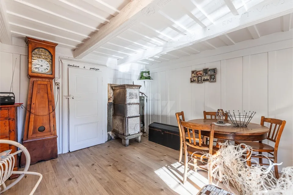 To renovate! Authentic village house and barn