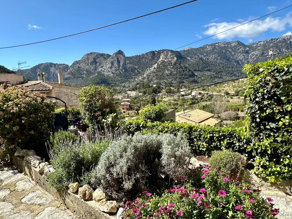 Bezauberndes Stadthaus in Bunyola mit traumhafter Aussicht! – Foto 6 von 30
