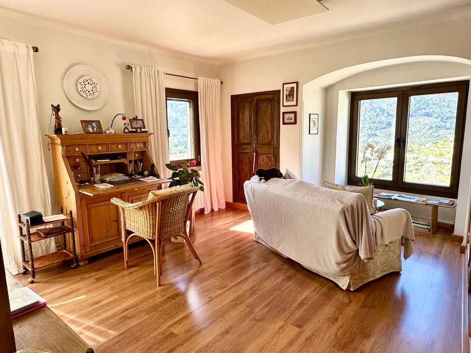 Bezauberndes Stadthaus in Bunyola mit traumhafter Aussicht! – Foto 21 von 30