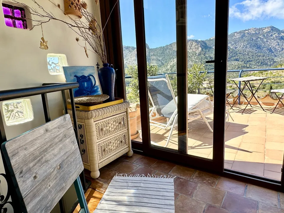 Bezauberndes Stadthaus in Bunyola mit traumhafter Aussicht! – Foto 25 von 30