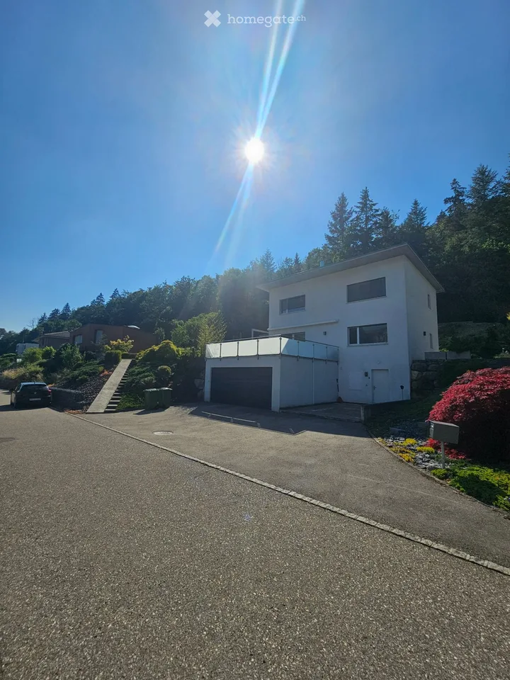 Magnifique villa avec vue panoramique sur le Chasseral