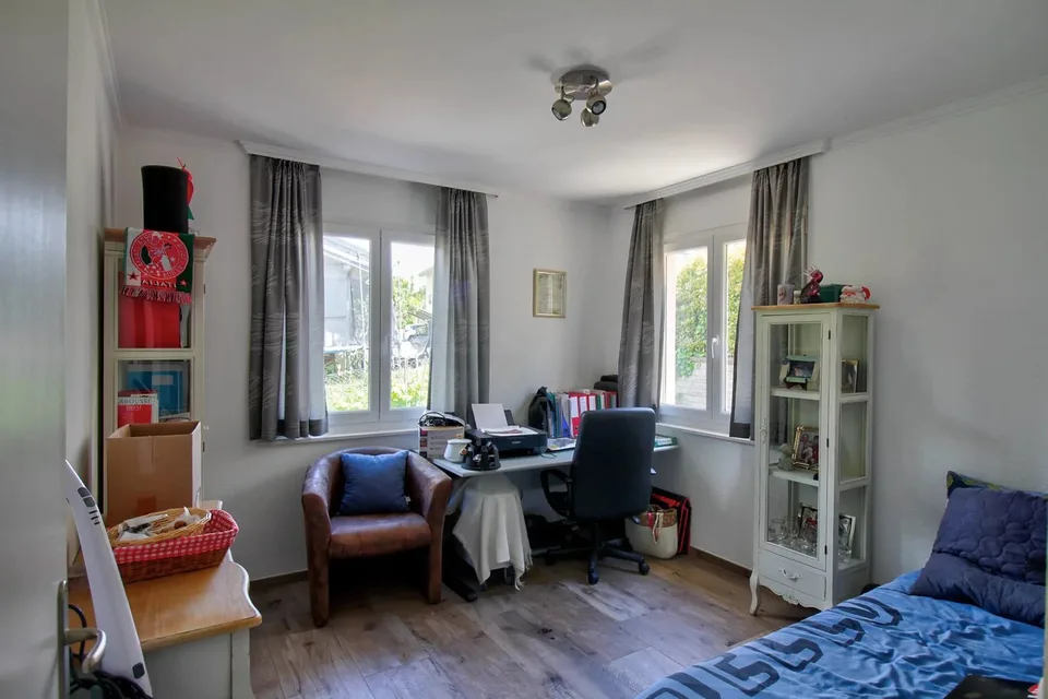 Sierre I Außergewöhnliche 6,5-Zimmer-Villa – Foto 9 von 13