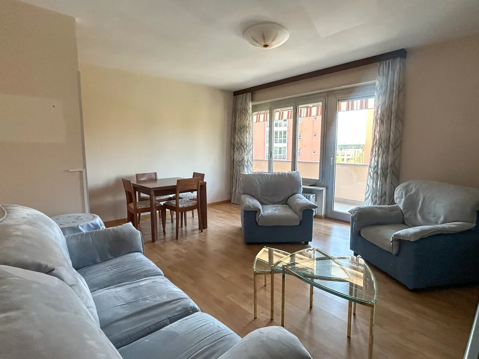 BALERNA  3.5 LOCALI: VERSATILITÀ, PRATICITÀ E COMFORT IN UN'UNICA SOL
