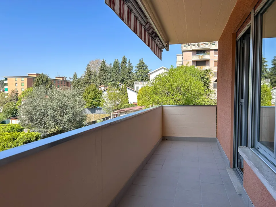 BALERNA  3.5 LOCALI: VERSATILITÀ, PRATICITÀ E COMFORT IN UN'UNICA SOL