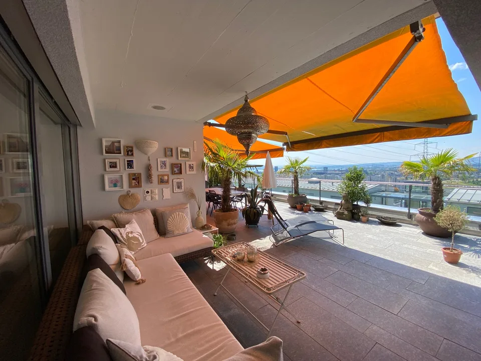 Terrassen-Juwel mit Panorama-Ausblick – Foto 2 von 12
