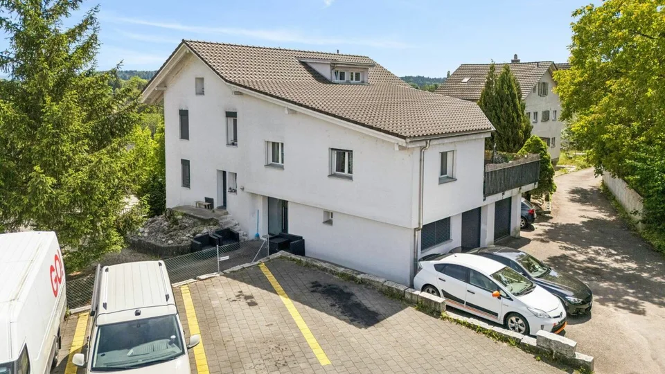4-Familienhaus / Renditeobjekt