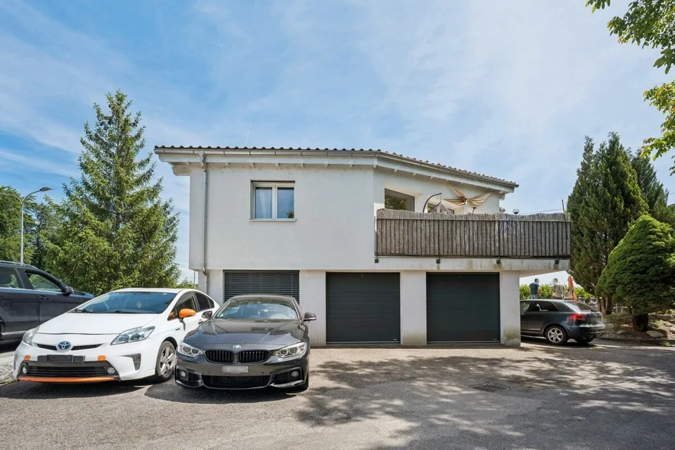 4-Familienhaus / Renditeobjekt