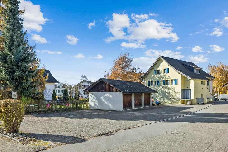 Wohn- und Gewerbeliegenschaft mit Baulandreserve an zentraler Lage