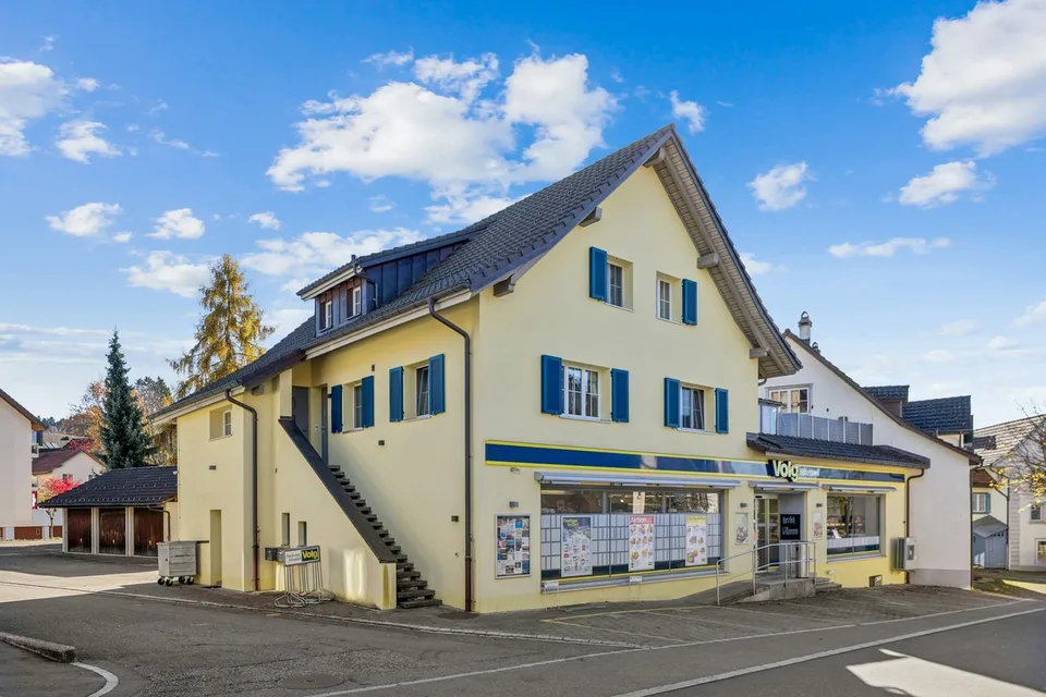 Wohn- und Gewerbeliegenschaft mit Baulandreserve an zentraler Lage