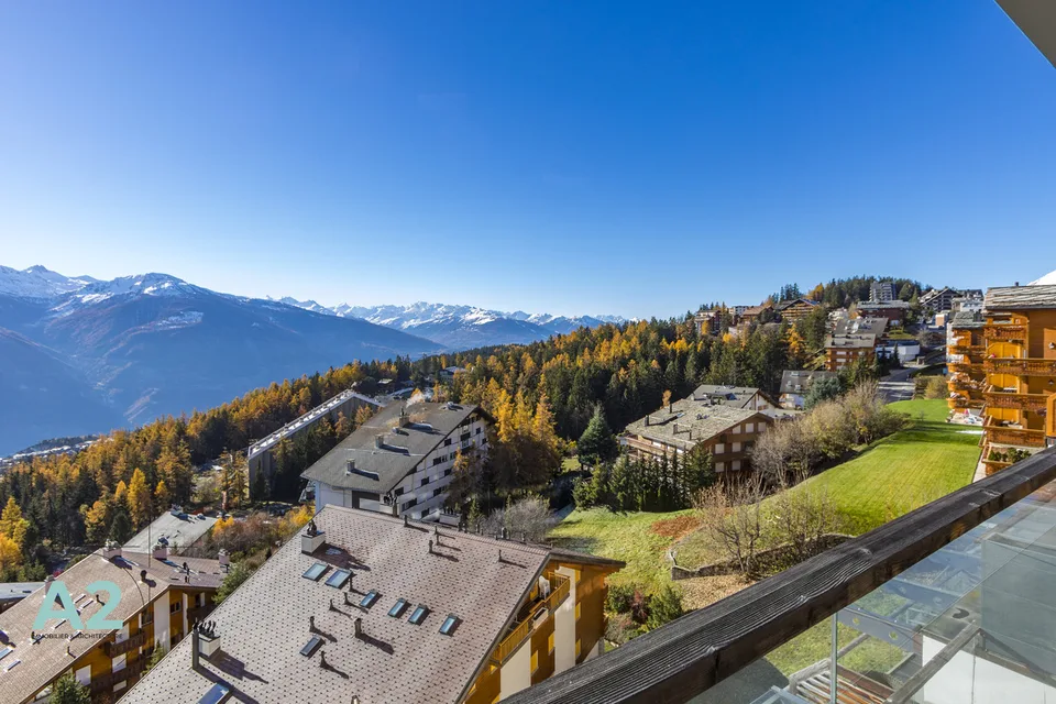 PRÄCHTIGES APARTMENT AM EINGANG VON MONTANA MIT PANORAMABLICK