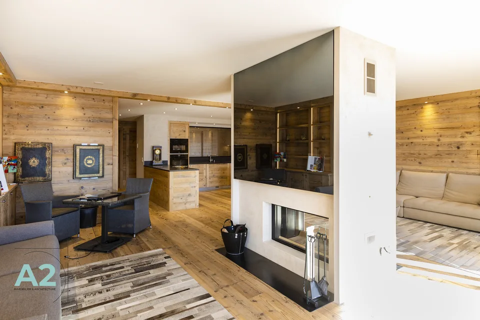 PRÄCHTIGES APARTMENT AM EINGANG VON MONTANA MIT PANORAMABLICK