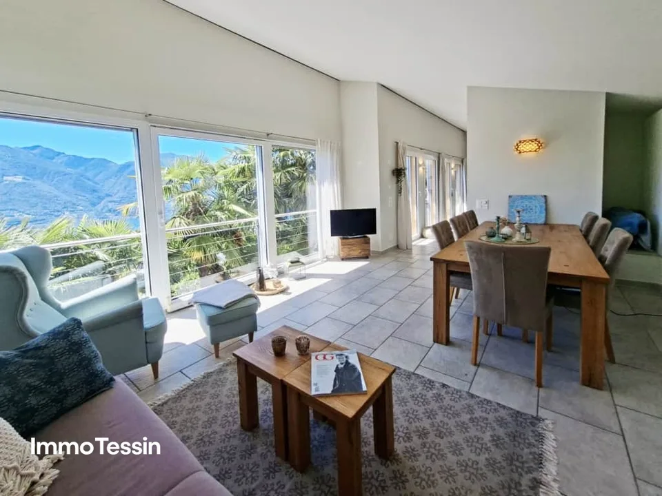 An Oasis of Tranquility Above Lake Maggiore, Exclusive Villa with Pool and Spectacular Lake View – photo 7 of 13