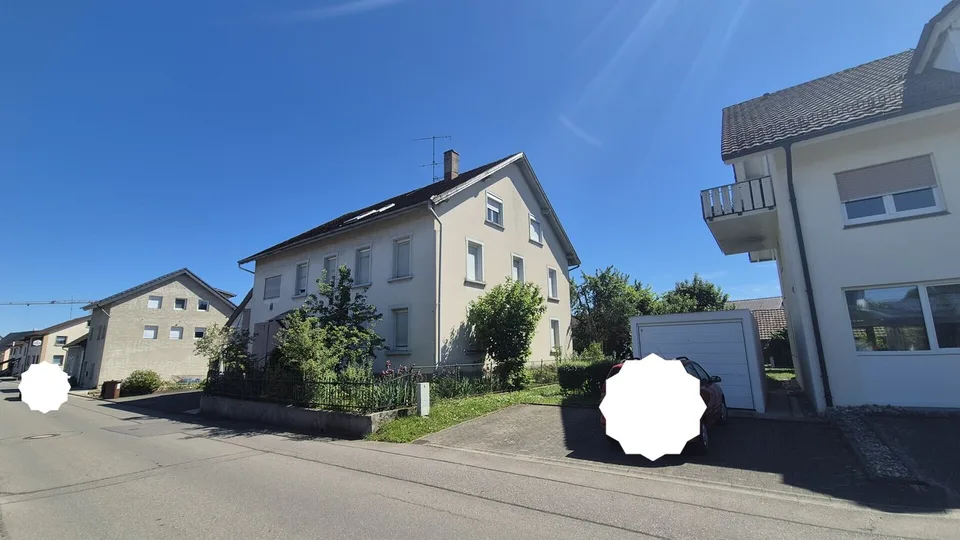 Jestetten/Altenburg - 3 -Familienhaus mit großem Grundstück