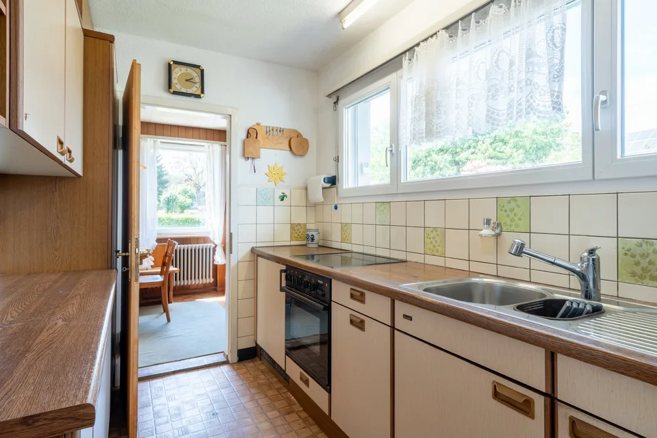 Einfamilienhaus mit Studio und Garten-Oase