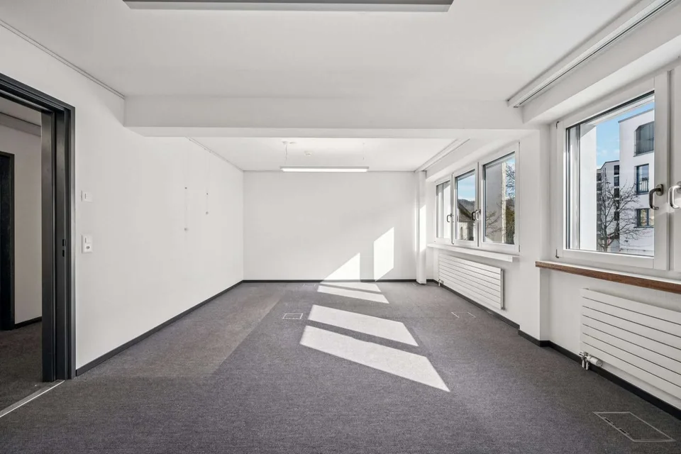 Espaces de bureau modernes au centre de Neuhausen – photo 9 sur 13