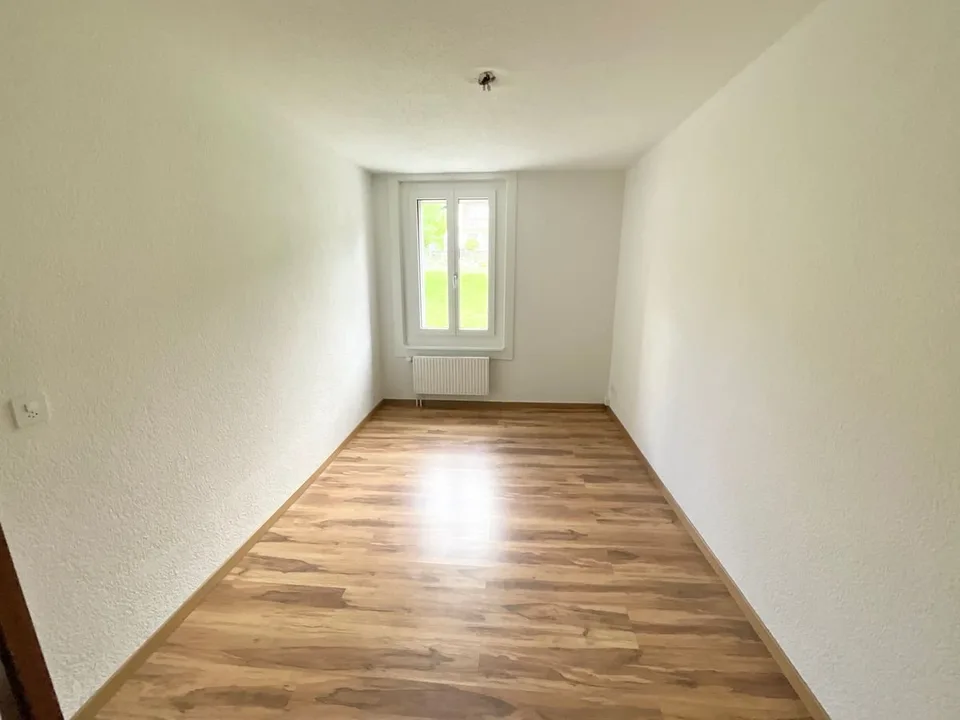 Bel appartement lumineux de 3 pièces avec balcon et vue dégagée