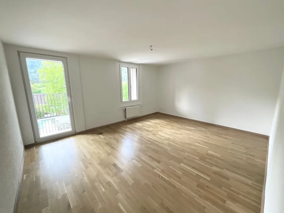 Bel appartement lumineux de 3 pièces avec balcon et vue dégagée