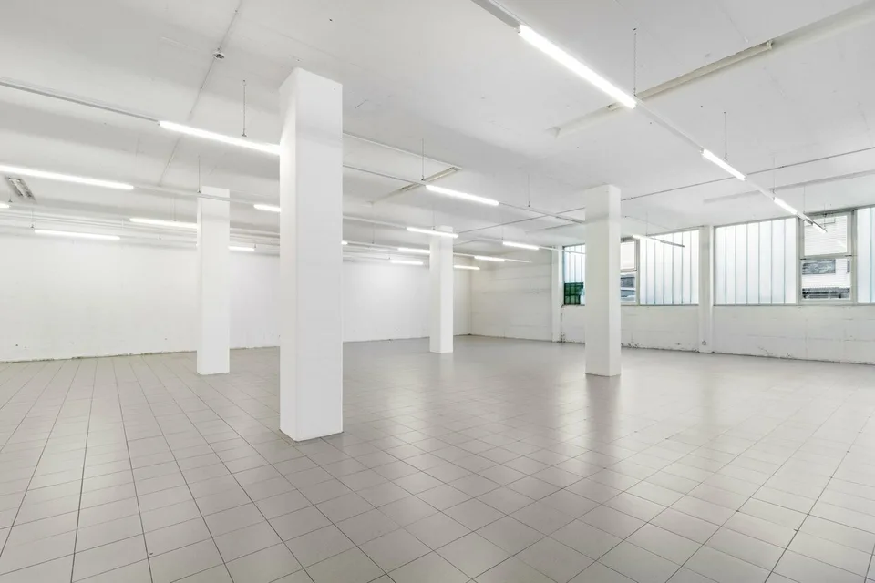 369m2 di spazio magazzino in posizione ideale vicino all'A14 – foto 11 di 13