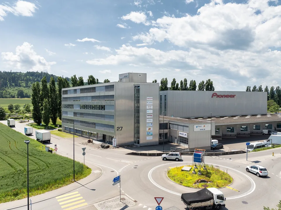 Gewerbefläche zu vermieten in Brügg BE – 155 m² mit optimaler Infrastruktur