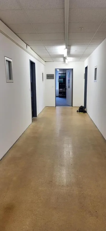 Bureaux/Ateliers/Salles de thérapie avec charme industriel 30-63 m2
