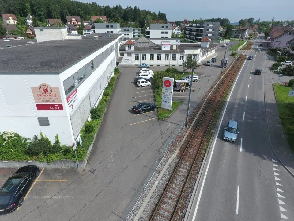 Grosszügige 90m2 Büroräumlichkeit
