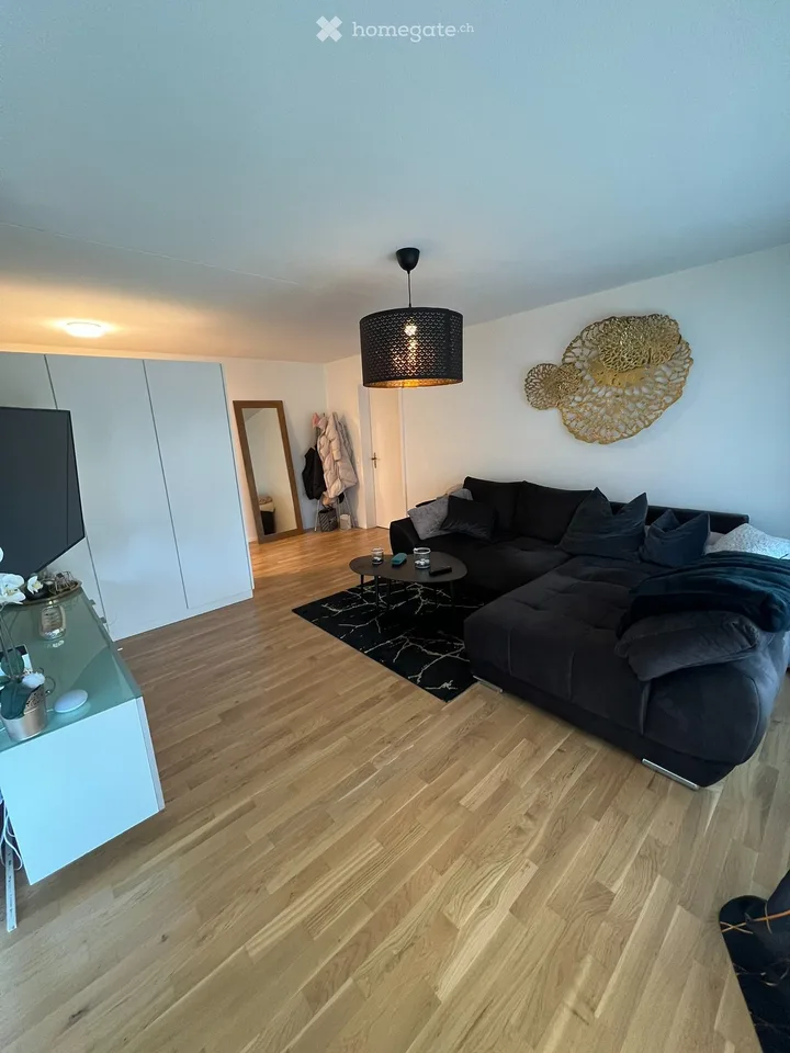 UNTERVERMIETUNG 2.5 Zi. Wohnung in Emmenbrücke