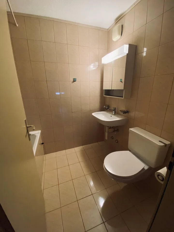 Schönes 4,5-Zimmer-Apartment im 4. Stock – Foto 12 von 14