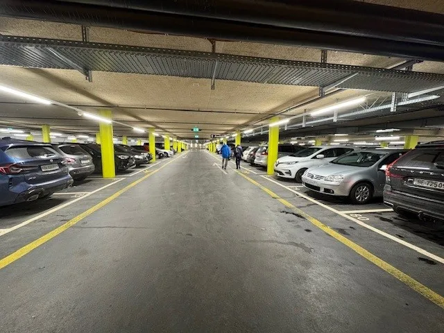 Ampio spazio commerciale in posizione centrale a Thun – foto 6 di 7