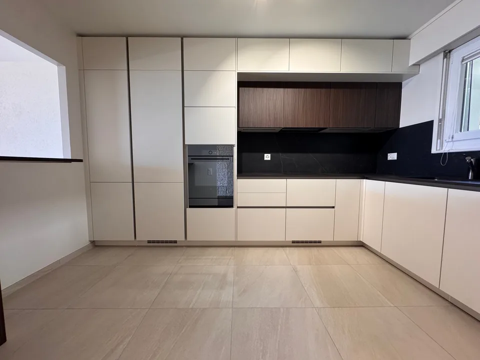 Magnifique appartement de 4,5 pièces avec vue dominante sur le lac