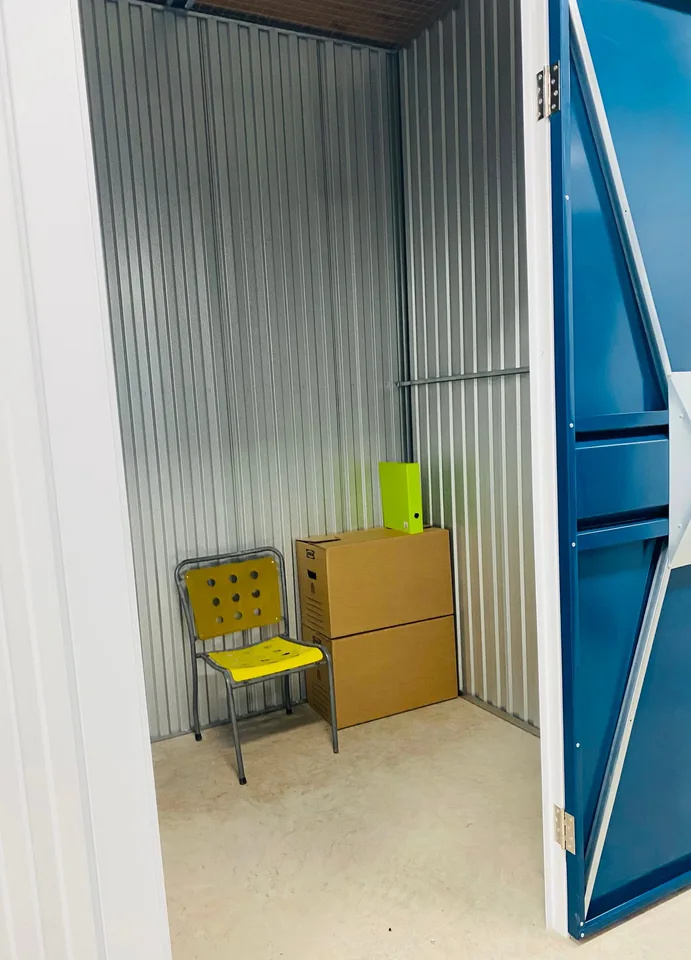 Modern Self-Storage Unit for Rent in Zwingen – Foto 7 von 10