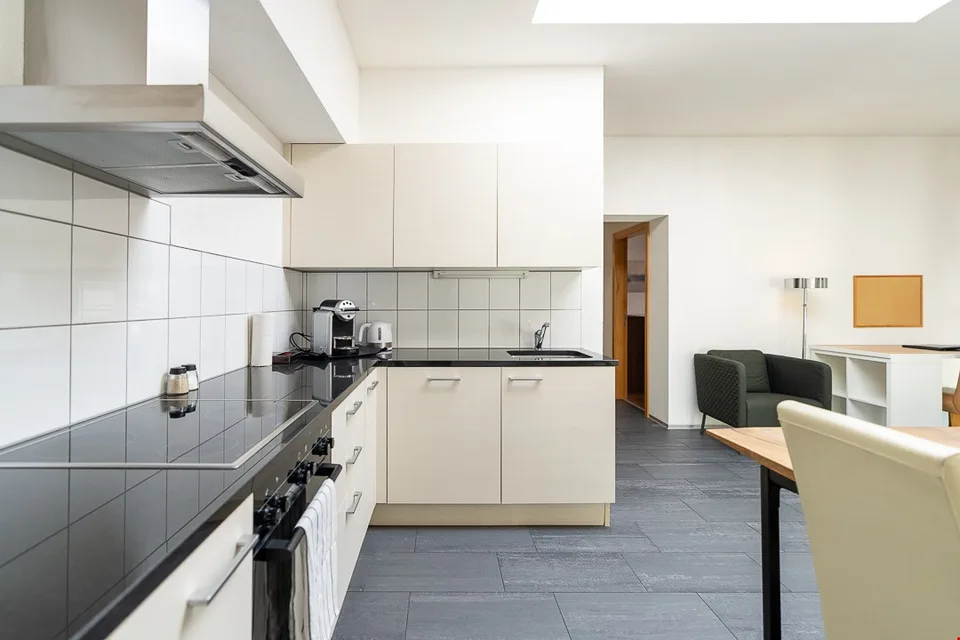 Appartement Moderne 1 Chambre avec Service Hôtelier – Foto 7 von 10
