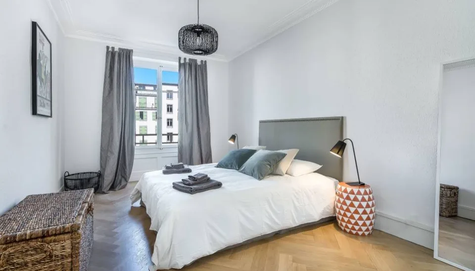Charmantes 1-Zimmer-Apartment mit Balkon in lebhaften Charmilles, Genf