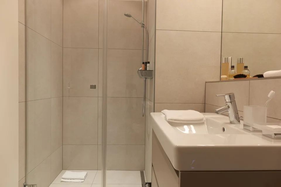Studio Apartment möbliert und neu renoviert in Zürich Oerlikon