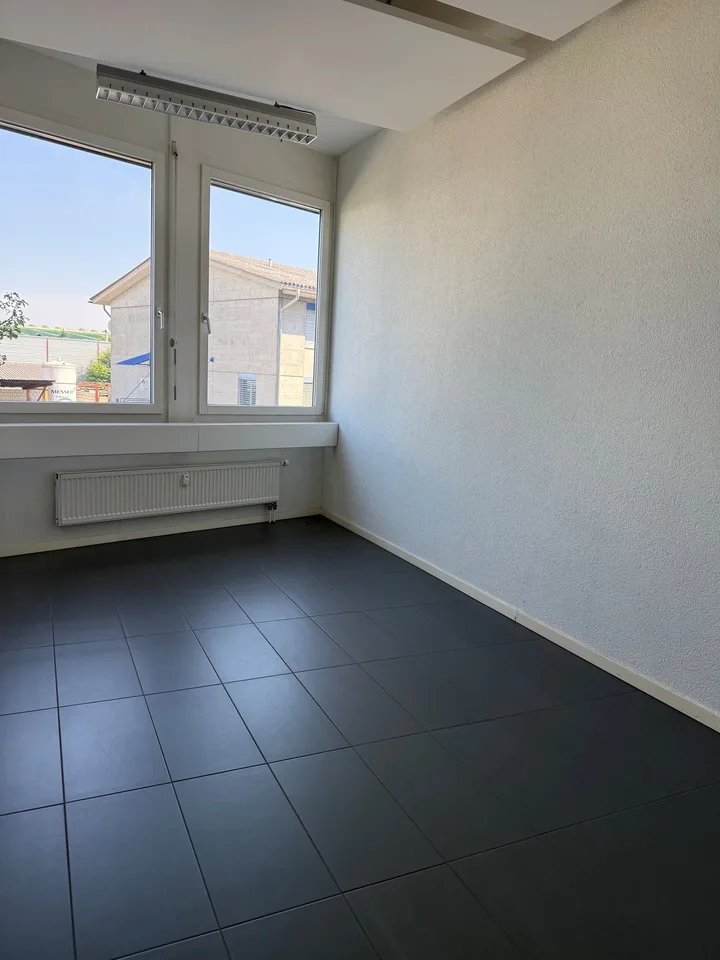 Votre nouvel espace commercial à Galgenfeld - central et facilement accessible