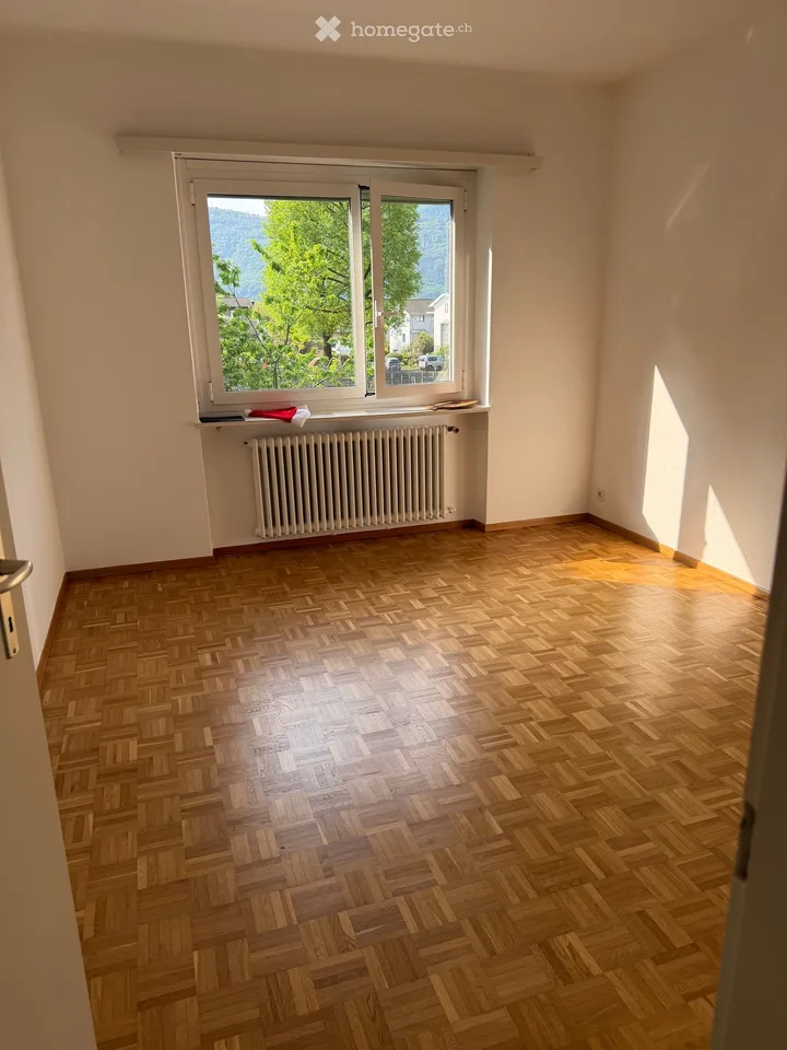 Miete 2 Zimmer zur Einrichtung