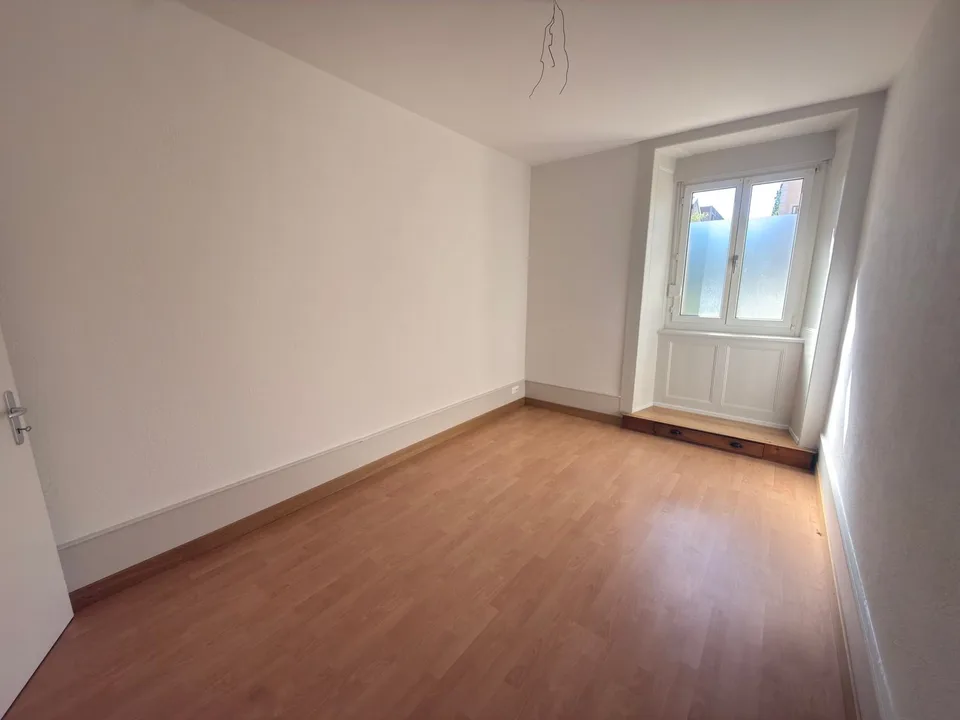 1er loyer offert ! Appartement de 3 pièces situé au rez-de-chaussée