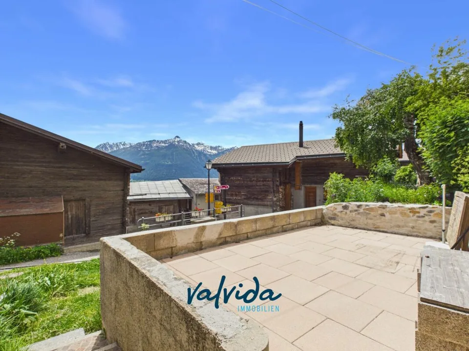 Delizioso appartamento 2.5 locali a Jeizinen (comune di Gampel-Bratsch)