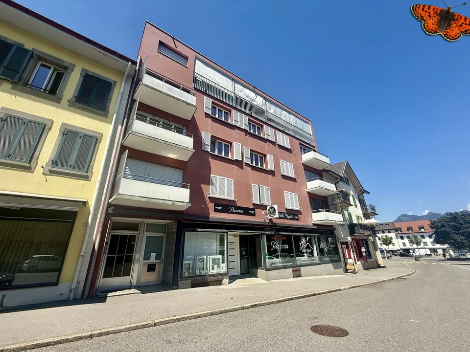INCANTEVOLE 3½ LOCALI - SITUATO IN POSIZIONE IDEALE