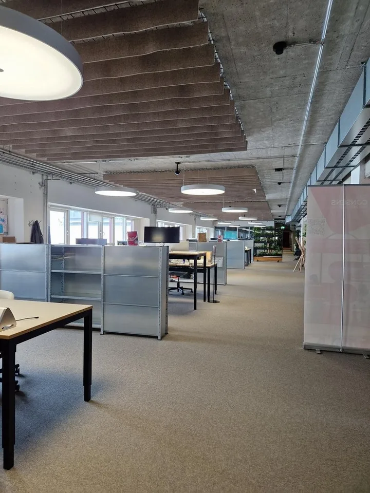 Zentral, Flexibel, Inspirierend - Dein Coworking-Platz in Schlieren!